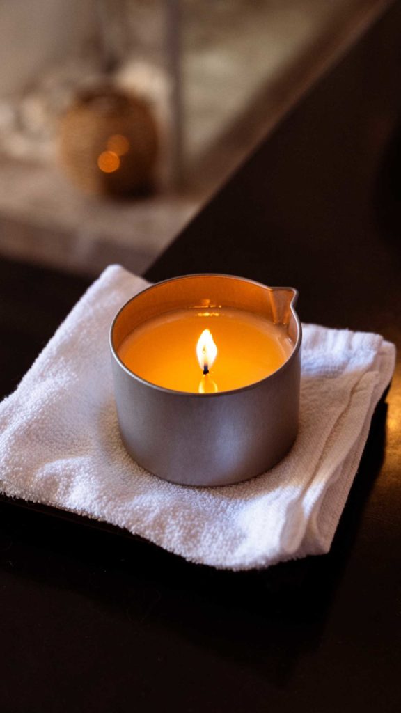 Massage à la bougie au jasmin – Rituel Cocon de Chaleur